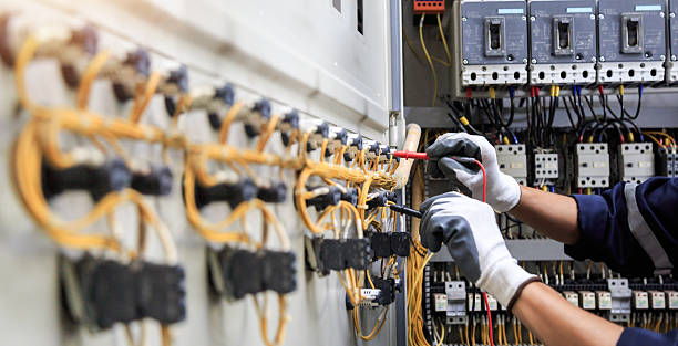 Professional Electrician technician working in Villas, FL